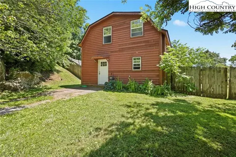 246 Church Ridge Rd, Vilas, NC 28692