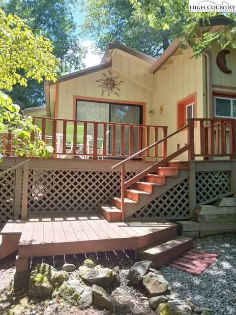 57 Whispering Pine Loop, Newland, NC 28657
