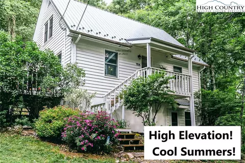 104 Woods Rd, Boone, NC 28607