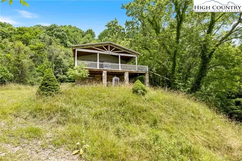 411 Will Perry Rd, Vilas, NC 28692 photo 14