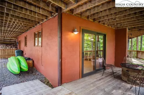 563 Laurel Cir W, Deep Gap, NC 28618 photo 33