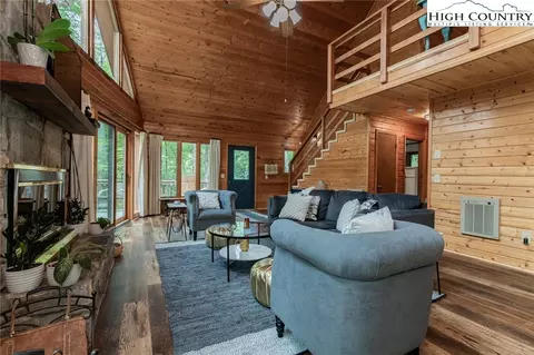 563 Laurel Cir W, Deep Gap, NC 28618 photo 18