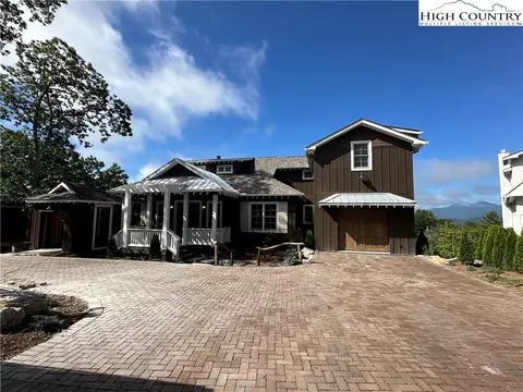 265 Tarry Acres Cir, Blowing Rock, NC 28605