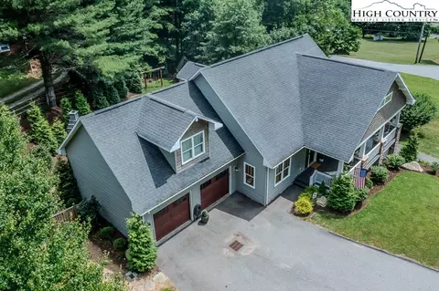 884 Queen, Boone, NC 28607 photo 43