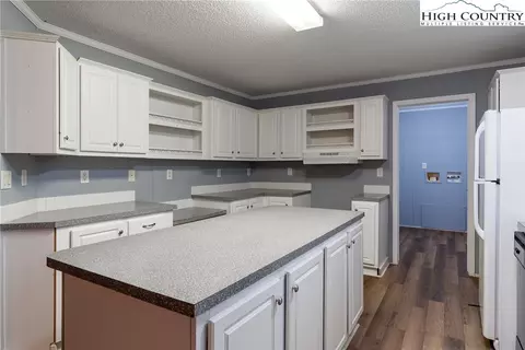 223 Randolph Dr, Boone, NC 28607 photo 7