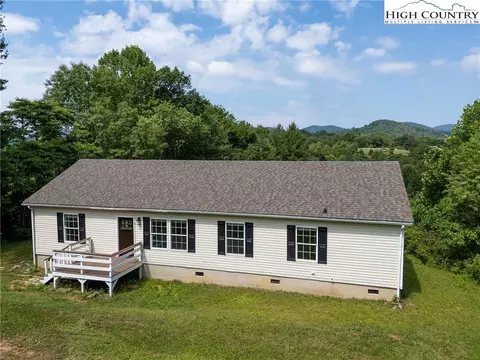 223 Randolph Dr, Boone, NC 28607 photo 27