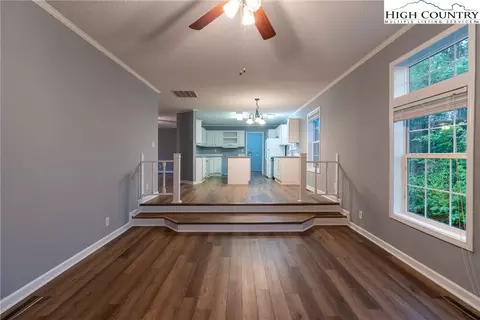 223 Randolph Dr, Boone, NC 28607 photo 5