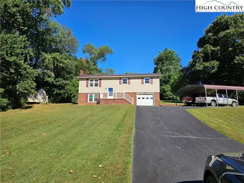 251 Mulberry Park Rd, North Wilkesboro, NC 28659
