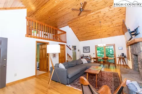 490 Wake Robin Ln, Boone, NC 28607 photo 16