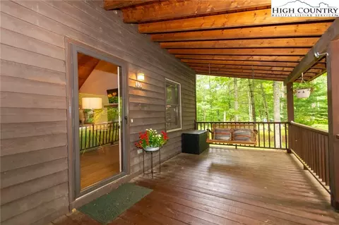 490 Wake Robin Ln, Boone, NC 28607 photo 7