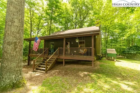 490 Wake Robin Ln, Boone, NC 28607 photo 5