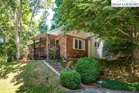 129 Margo Trl #129, Boone, NC 28607