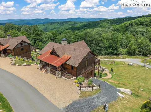 60 Camp Eagle Loop, Banner Elk, NC 28604 photo 2