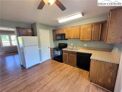 196 Adams Ln #8D, Boone, NC 28607 photo 11
