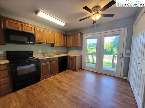 196 Adams Ln #8D, Boone, NC 28607 photo 10