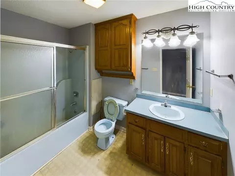 8249 Hoyle Rd, Vale, NC 28168 photo 6