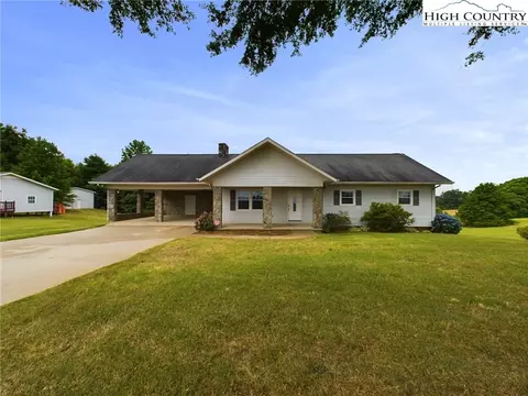 8249 Hoyle Rd, Vale, NC 28168