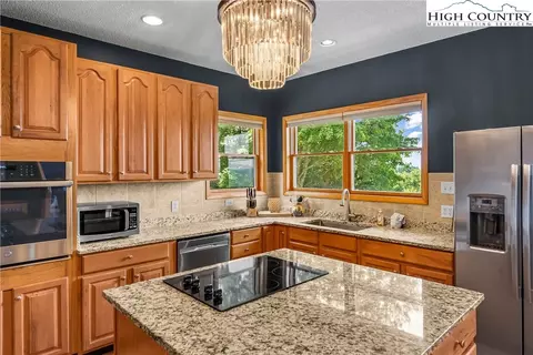 1056 Old Glade Rd, Deep Gap, NC 28618 photo 10