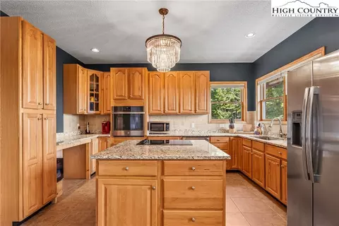 1056 Old Glade Rd, Deep Gap, NC 28618 photo 13