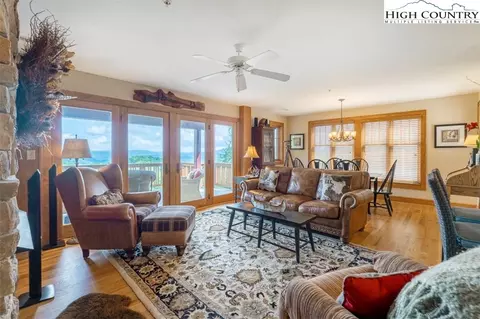 1076 Ridge Haven Pkwy #RW-2, Banner Elk, NC 28604