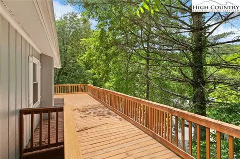 107 Forget Me Nots Trl, Sugar Grove, NC 28679