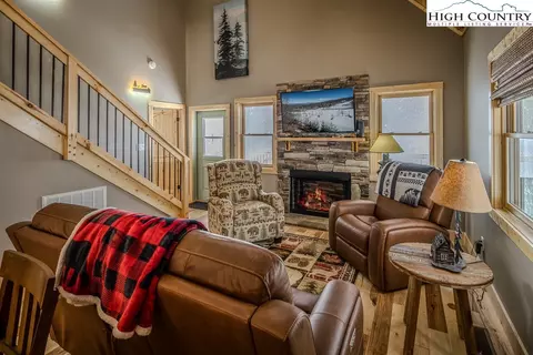 609 Beech Mountain Pkwy, Beech Mountain, NC 28604 photo 14
