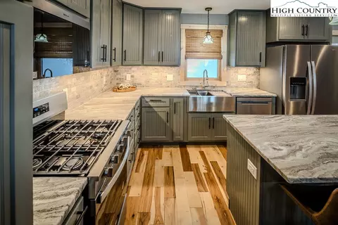609 Beech Mountain Pkwy, Beech Mountain, NC 28604 photo 7
