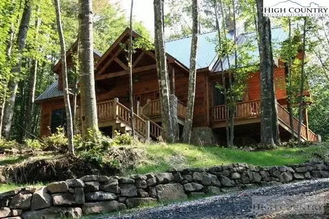 1030 Buckeye Ridge Rd, Beech Mountain, NC 28604