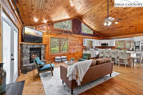 1250 Snaggy Mountain Blvd, Boone, NC 28607