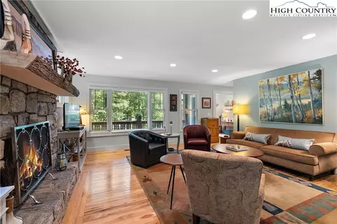 522 Schaffer Rd, Boone, NC 28607 photo 6