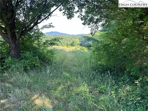 000 Biggerstaff, Spruce Pine, NC 28777