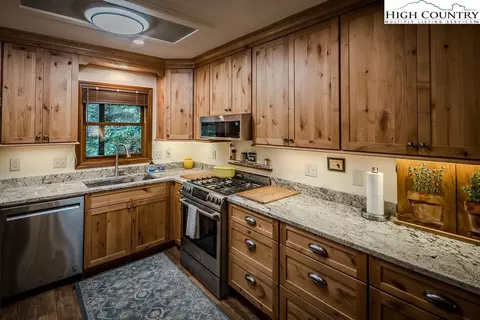 164 Ash Loop, Newland, NC 28657 photo 16