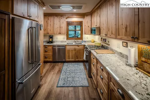 164 Ash Loop, Newland, NC 28657 photo 15