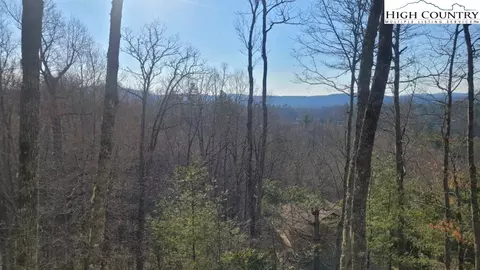 164 Ash Loop, Newland, NC 28657 photo 6