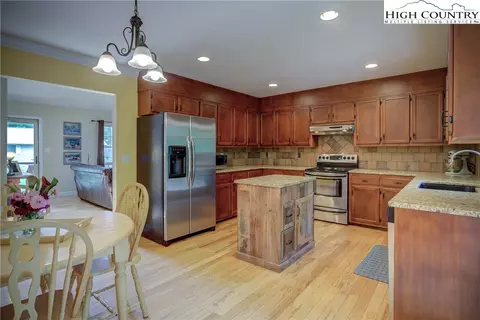 373 Fieldstream Dr, Boone, NC 28607 photo 7