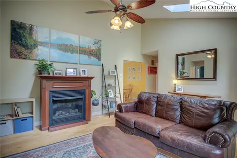 373 Fieldstream Dr, Boone, NC 28607 photo 6