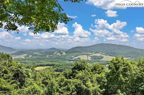 968 Homestead Rd, Todd, NC 28684
