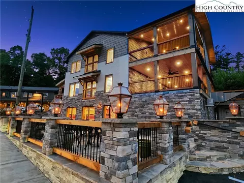 870 Main St, Blowing Rock, NC 28605