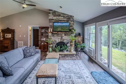 166 Coventry Ln, Boone, NC 28607 photo 11