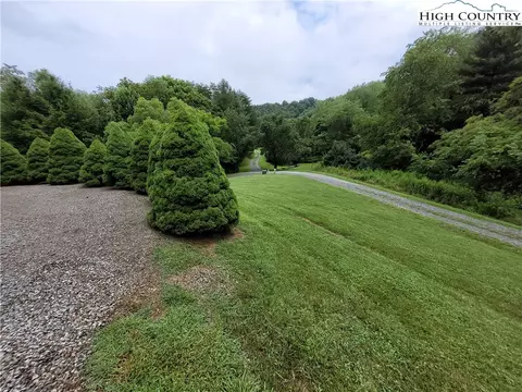 563 Lucky Hill Rd, Grassy Creek, NC 28631 photo 38
