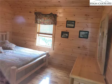 563 Lucky Hill Rd, Grassy Creek, NC 28631 photo 11