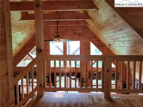 563 Lucky Hill Rd, Grassy Creek, NC 28631 photo 13
