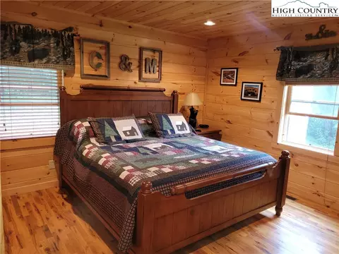 563 Lucky Hill Rd, Grassy Creek, NC 28631 photo 9