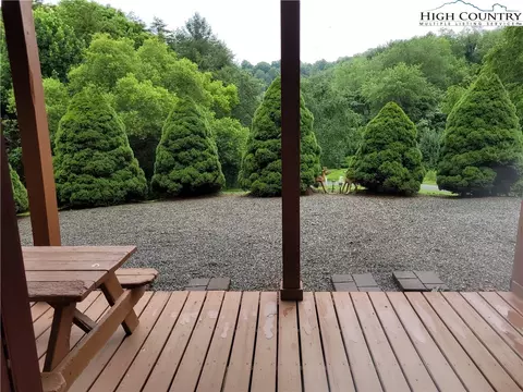 563 Lucky Hill Rd, Grassy Creek, NC 28631 photo 34