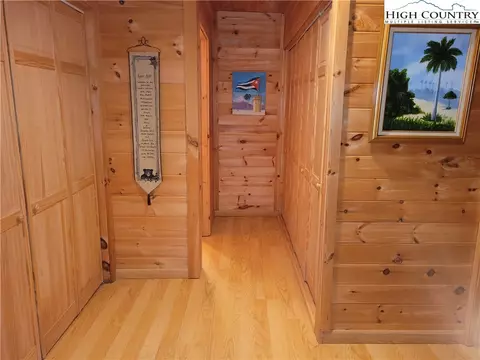563 Lucky Hill Rd, Grassy Creek, NC 28631 photo 20