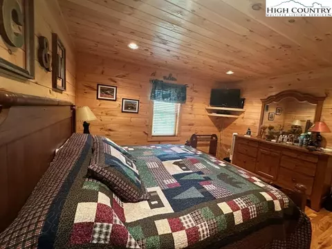563 Lucky Hill Rd, Grassy Creek, NC 28631 photo 24