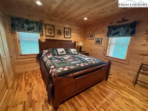 563 Lucky Hill Rd, Grassy Creek, NC 28631 photo 23