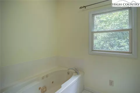 873 Pine Hill Rd, Boone, NC 28607 photo 25