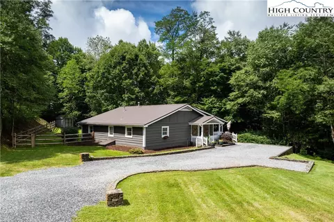 286 Sunrise Cv, Blowing Rock, NC 28605