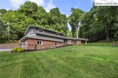 956 Jordan V Cook Rd, Boone, NC 28607